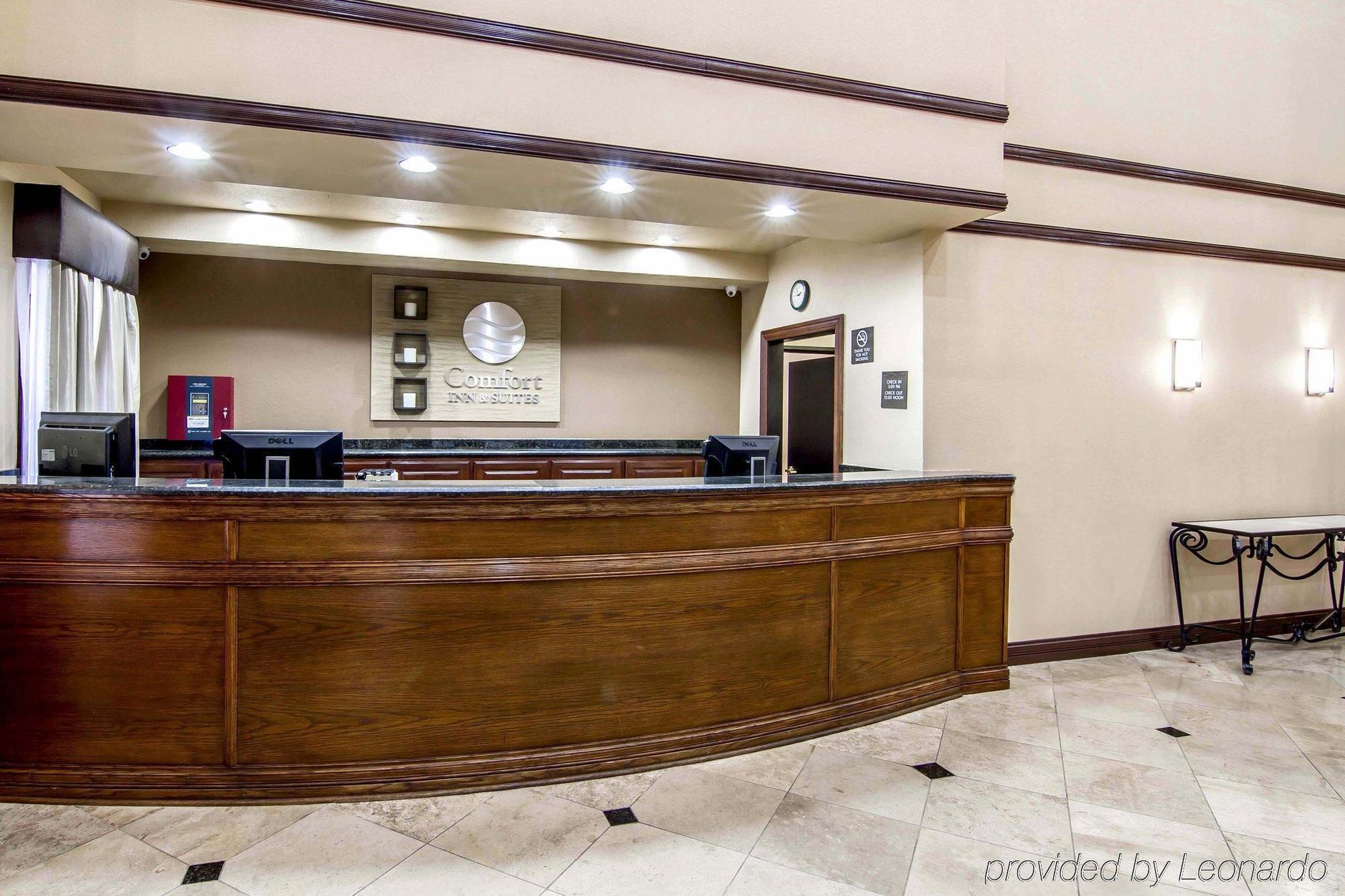Quality Inn & Suites I-35 E-Walnut Hill Dallas Eksteriør billede