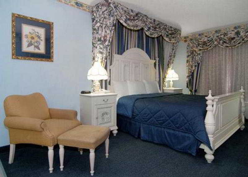 Quality Inn & Suites I-35 E-Walnut Hill Dallas Eksteriør billede