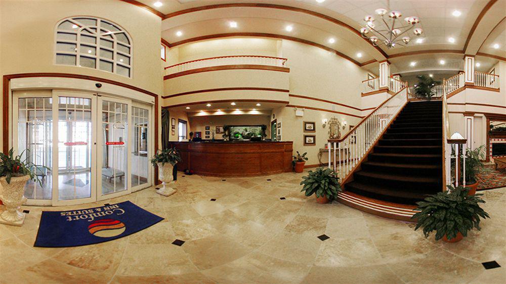 Quality Inn & Suites I-35 E-Walnut Hill Dallas Eksteriør billede
